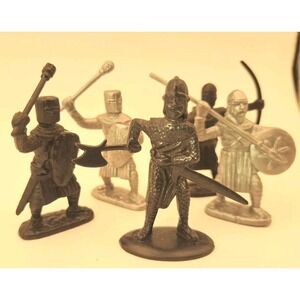 Medieval Knights Crusaders Lot of 32 Gray, Black, Silver 2.5 Inch Figurines Toys